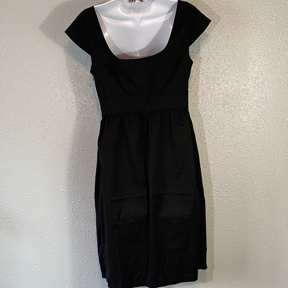 Diane Von Furstenberg Exclusively for Neiman Marcus Black Mini Dress - Picture 8 of 9